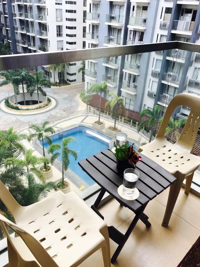 Resorts World Condo Маніла Екстер'єр фото