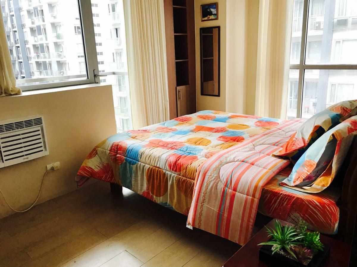 Resorts World Condo Маніла Екстер'єр фото
